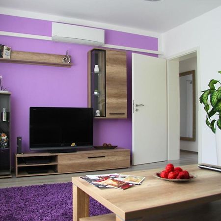 Geraeumige 4 Zimmer Wohnung An Den Kaiserthermen Trevír Exteriér fotografie