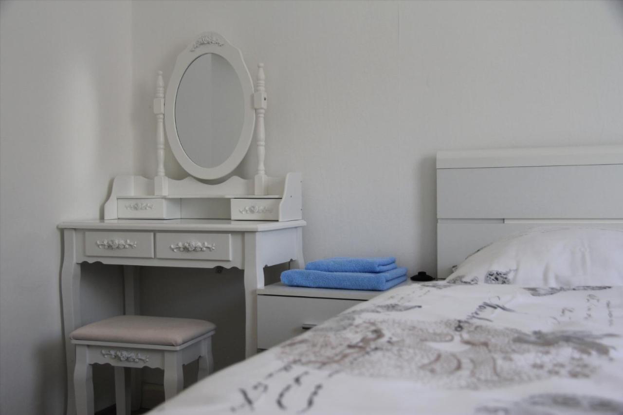 Geraeumige 4 Zimmer Wohnung An Den Kaiserthermen Trevír Exteriér fotografie