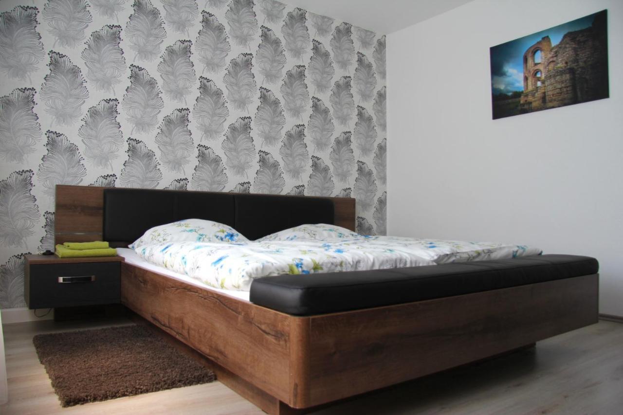 Geraeumige 4 Zimmer Wohnung An Den Kaiserthermen Trevír Exteriér fotografie